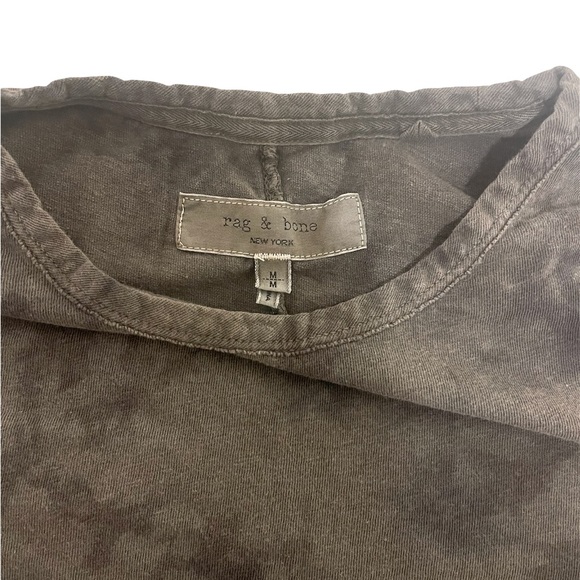Men’s Rag & Bone Tee. - Picture 2 of 4